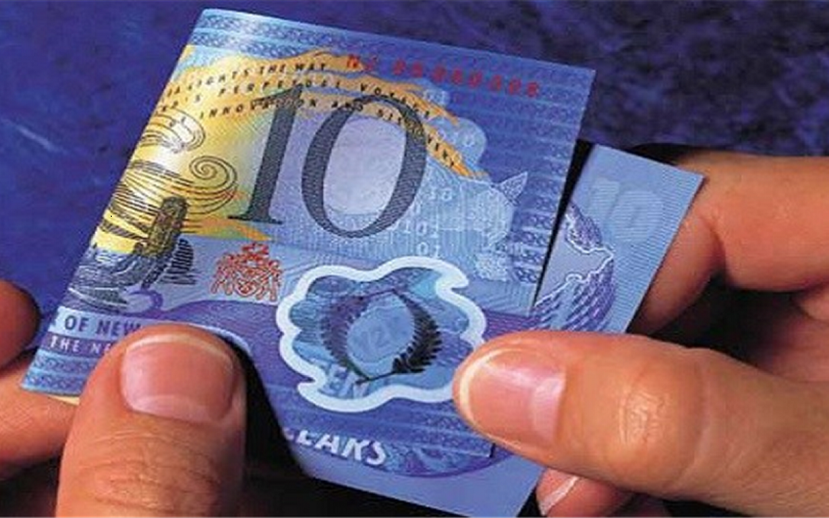 تصريحات جديدة من البنك المركزي بشأن إصدار عملات بلاستيكية جديدة وموقف العملة القديمة
