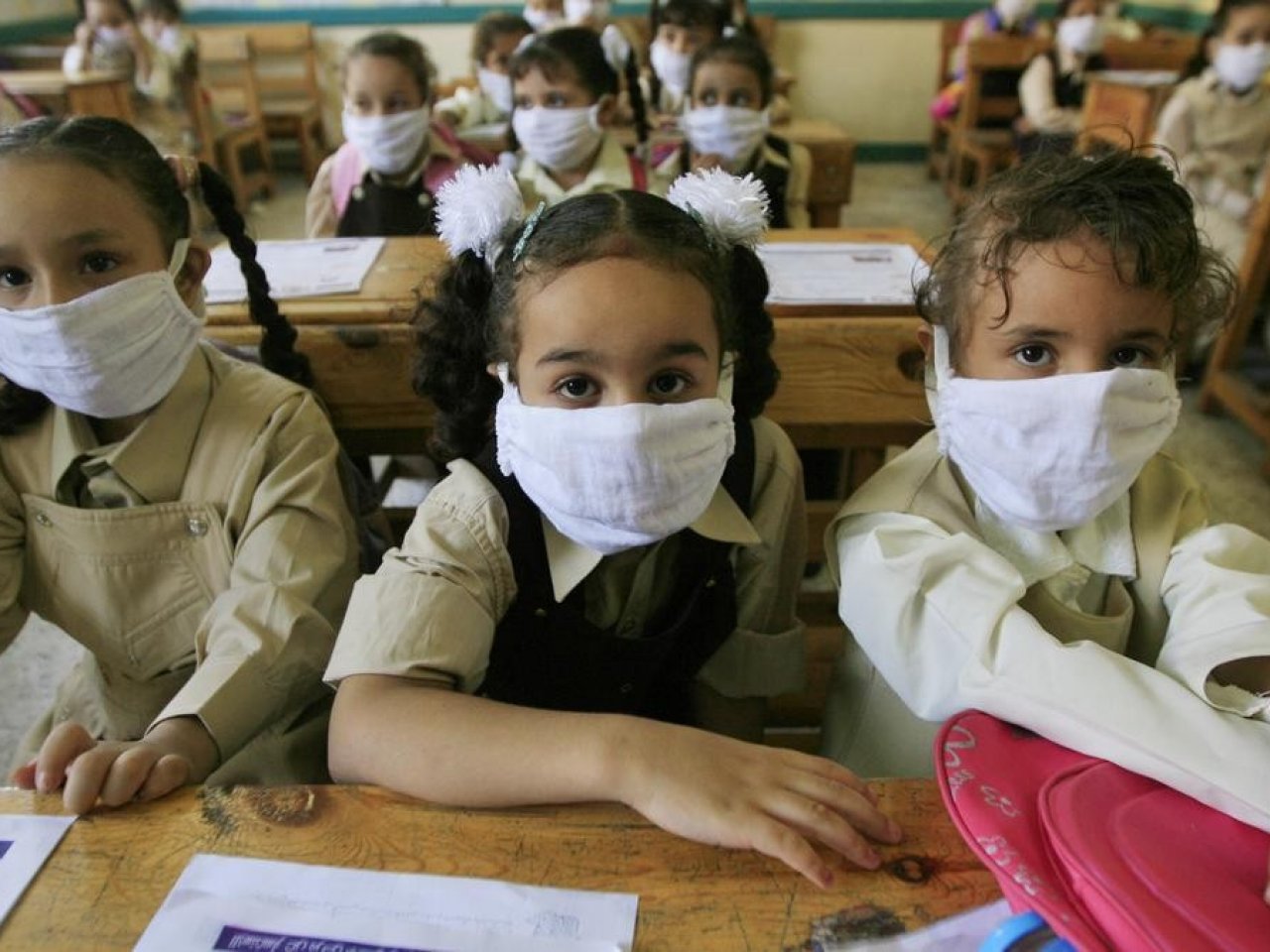 طوارئ مع بدء الدراسة بالمدارس والجامعات و8 إجراءات تغزو مدارس مصر بسبب فيروس كورونا 7
