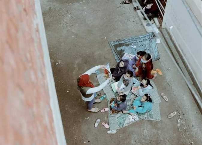 أصغر معلمة في مصر .. طفلة من الدقهلية تدرس لأبناء قريتها «صور» 2