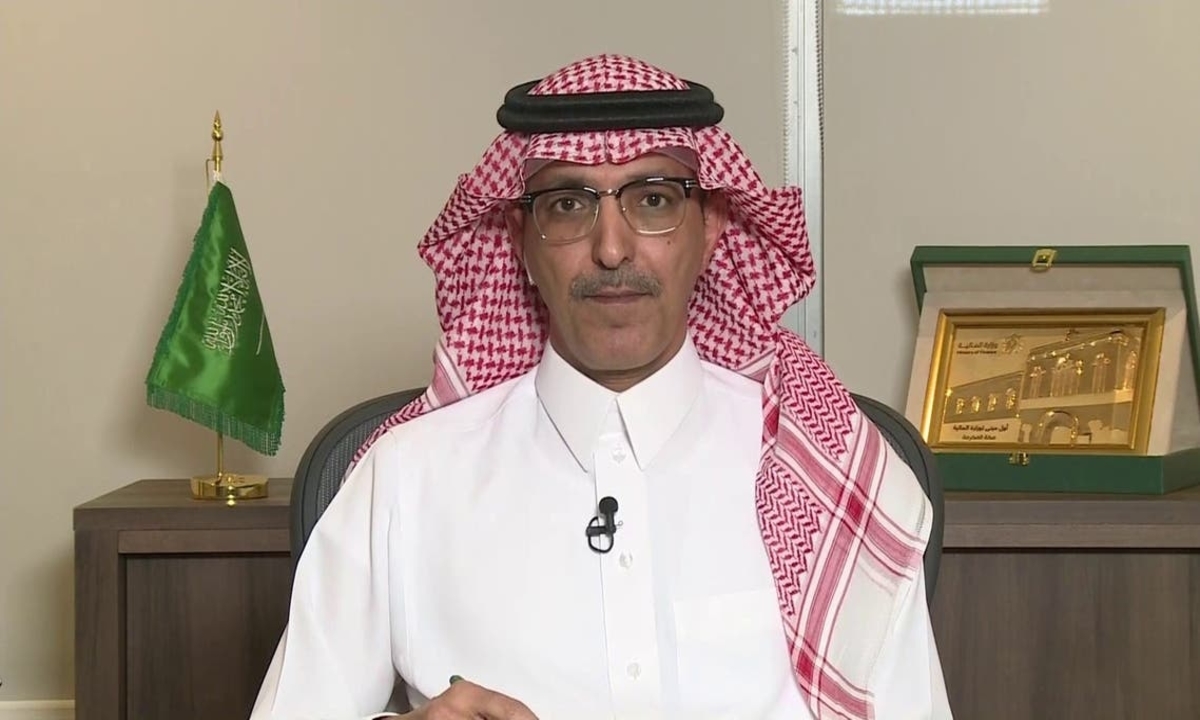 وزير المالية السعودي يدخل تعديلات على لائحة التسجيل والاشتراكات بنظام التأمين بالنسبة للعامل