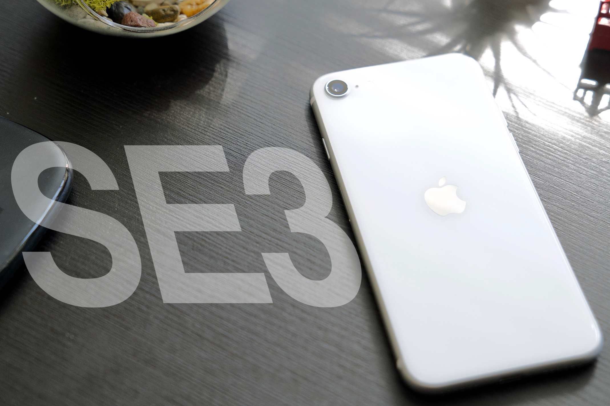 شركة آبل تعمل على أحدث هواتفها الذكية الرخيصة الثمن iPhone SE 3