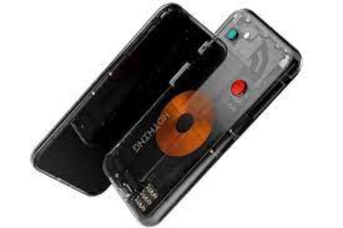 رصد هاتف Nothing Phone (1) باللون الأسود وتاكيد المواصفات رسميًا في مظهر رسمي