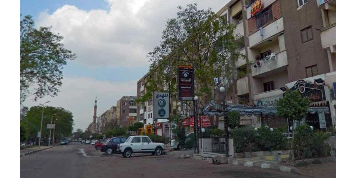 نفى الشائعات المتداولة بخصوص هدم بلوكات بالحي العاشر بمدينة نصر بالقاهرة