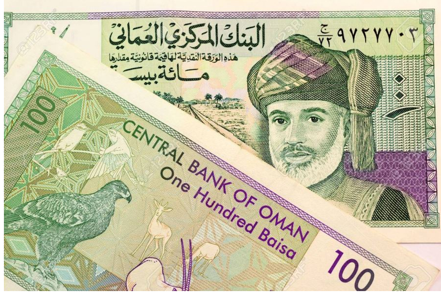 سعر صرف العملات الأجنبية والعربية مقابل الريال العماني الإثنين 22-8-2022