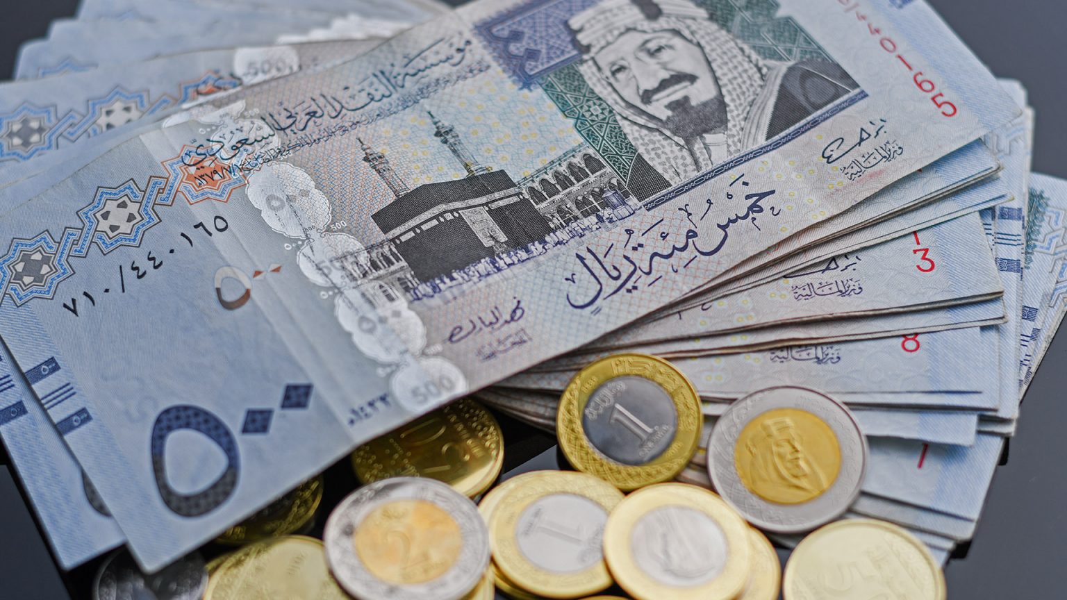 سعر الريال مقابل الجنيه فى السوق السوداء اليوم