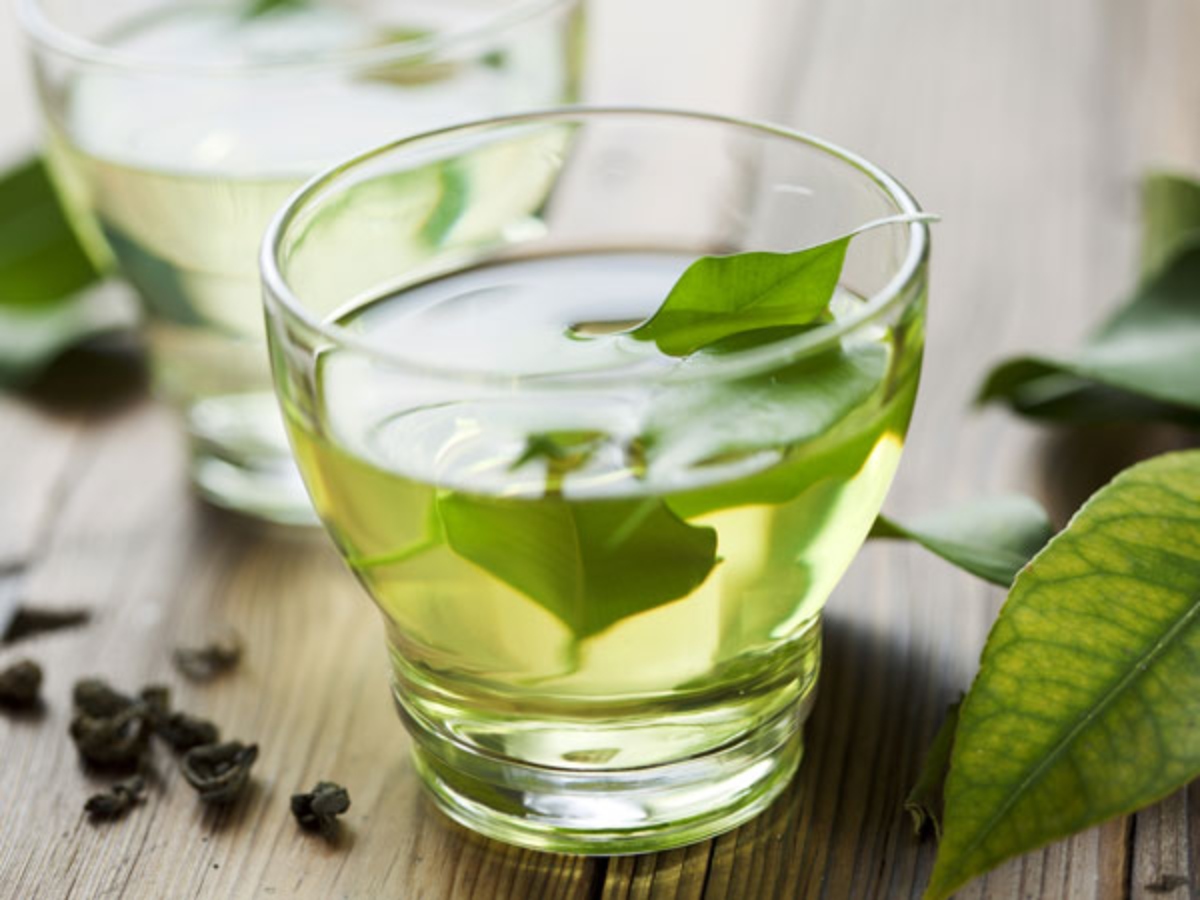 هل الشاي الأخضر مفيد لمشاكل المعدة؟