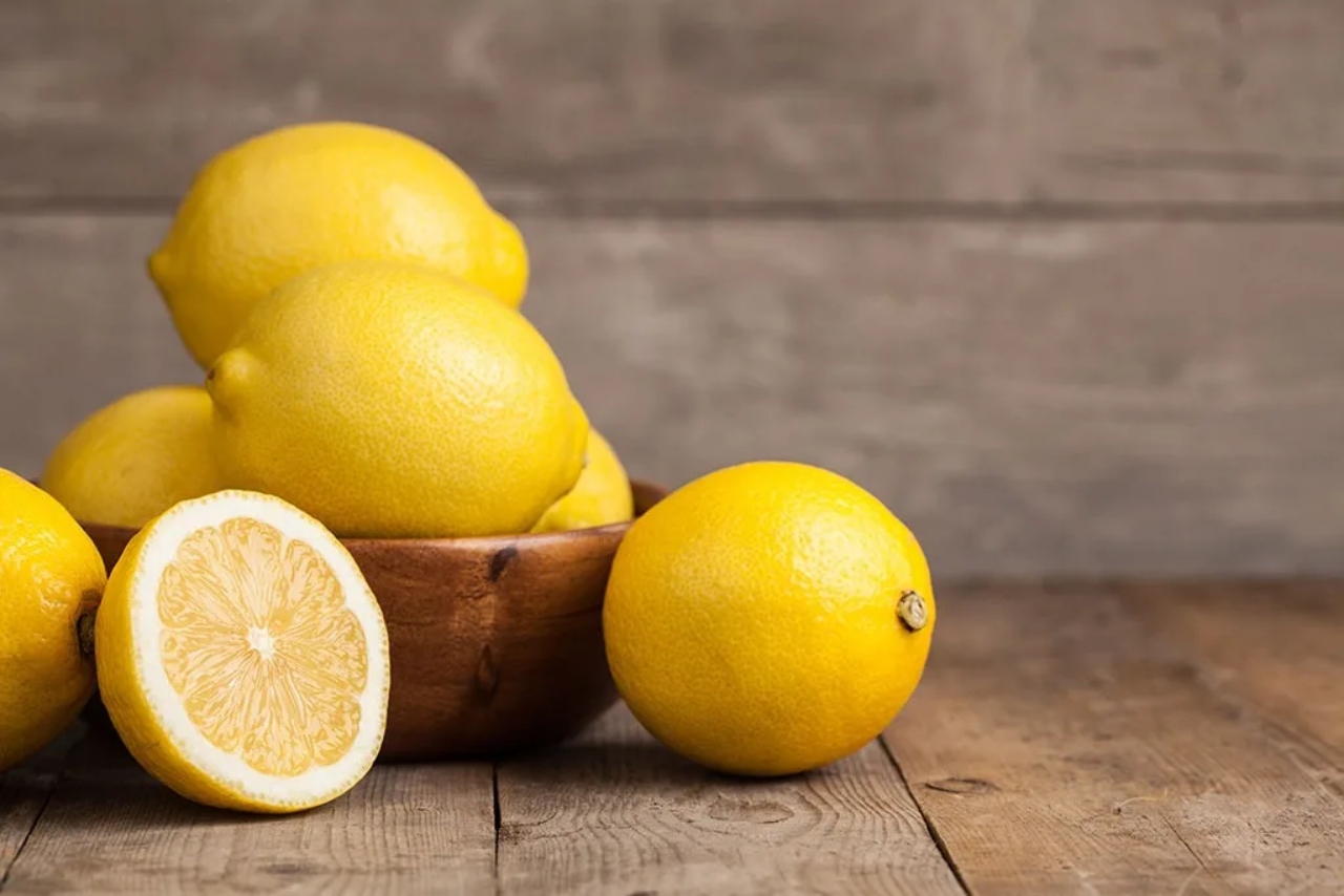 فوائد الليمون الصحية لا تُصدق .. لهذه الأسباب يجب تناوله يوميًا