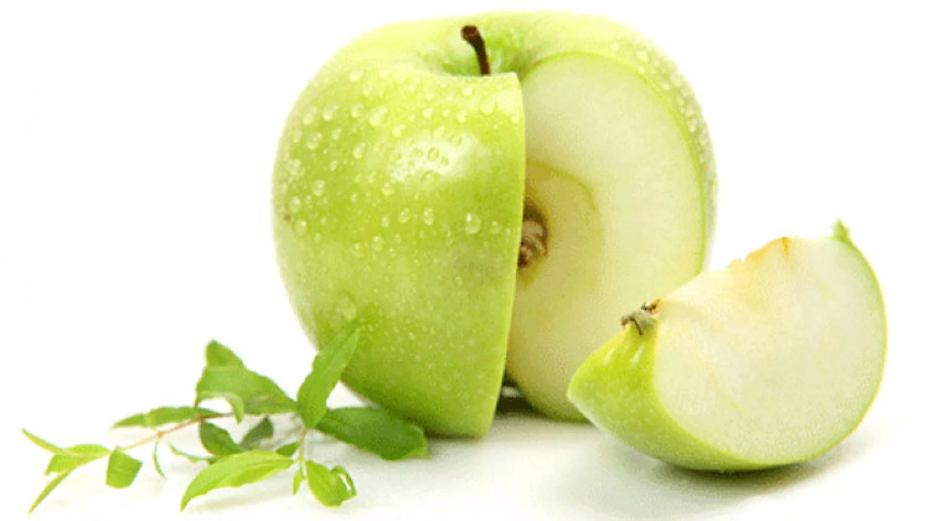 فوائد التفاح الأخضر على الريق للتخسيس كل صباح