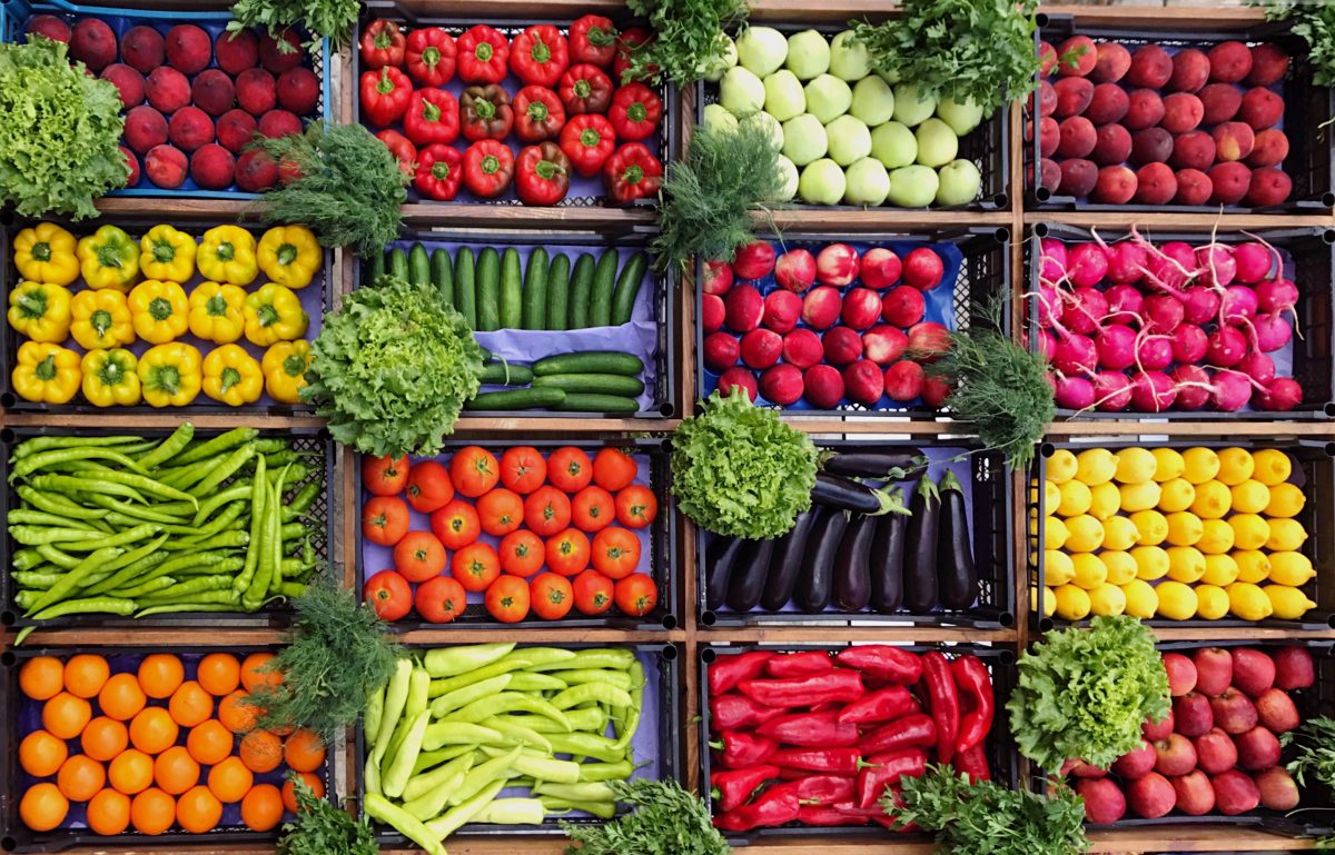 أسعار الخضار والفاكهة اليوم في سوق العبور مفاجآت في الأسعار وهبوط لأغلب المنتجات