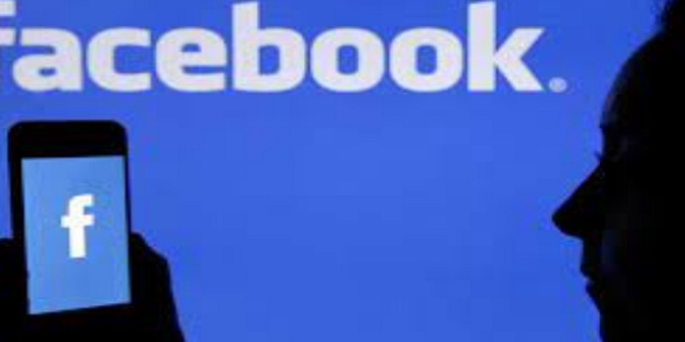 فيس بوك يطرح ميزة نقل الصور والملفات لمستخدميه