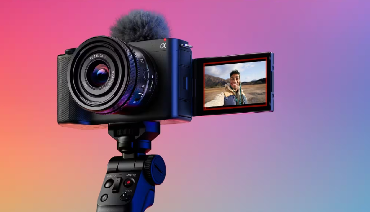 سوني تطلق Sony ZV-E1 كأصغر كاميرا فيديو في العالم وأخف وزناً