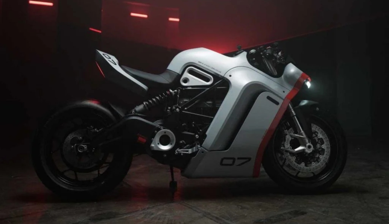 تعرض شركة Zero  دراجة نارية Zero SR-X الكهربائية بتصميم مذهل