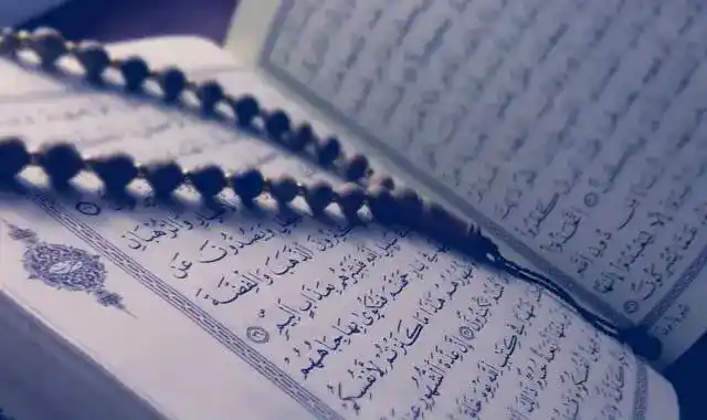 فضل قراءة القرآن خاصة في رمضان وأحوال السلف مع القرآن