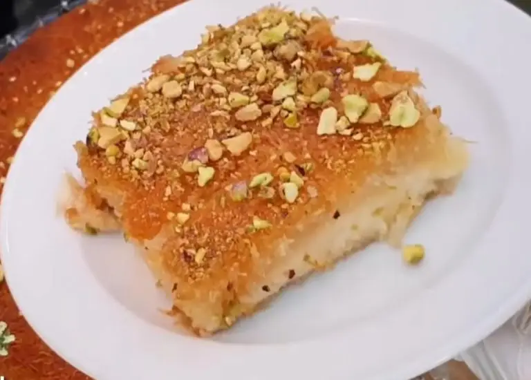 الكنافة بالقشطة والمكسرات: أطيب حلوى رمضانية للعائلة المتألقة 1