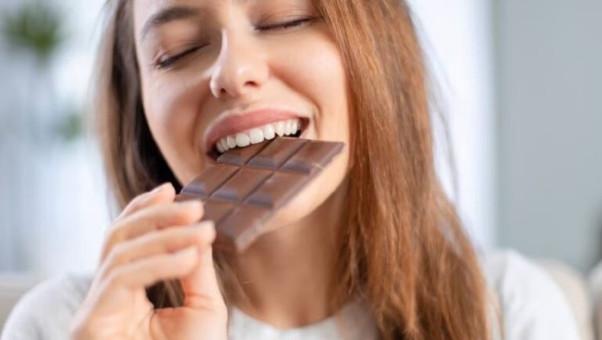 يوم الشوكولاتة العالمي: ماذا يحدث لعقلك عندما تأكل الشوكولاتة 1