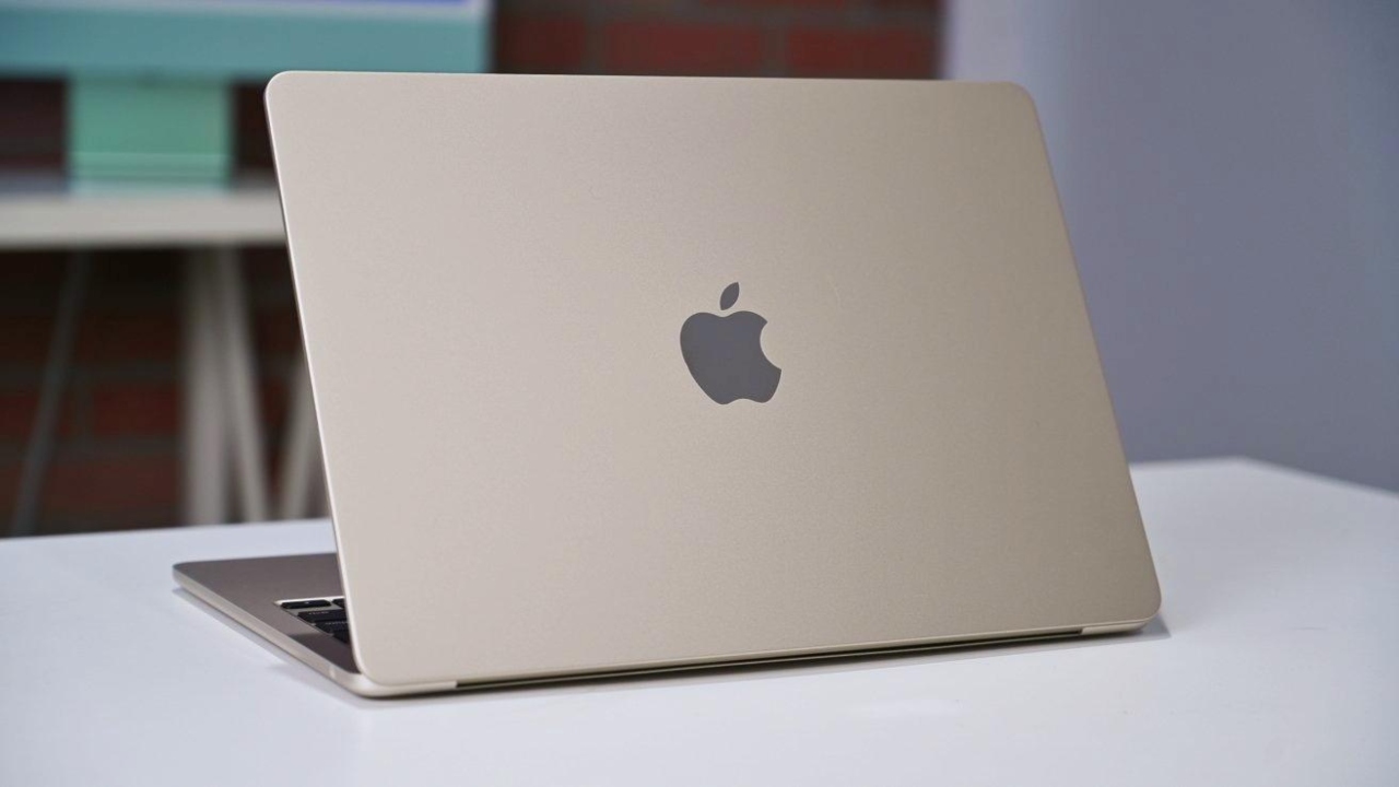الكمبيوتر المحمول Apple MacBook Air مقاس 13 يحصل على دعم تقنية Bluetooth 5.3   10