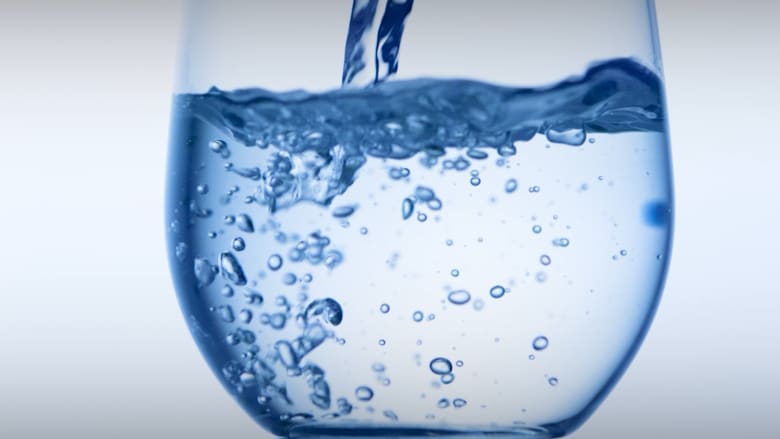 فوائد شرب الماء المذهلة لجسم الإنسان 9