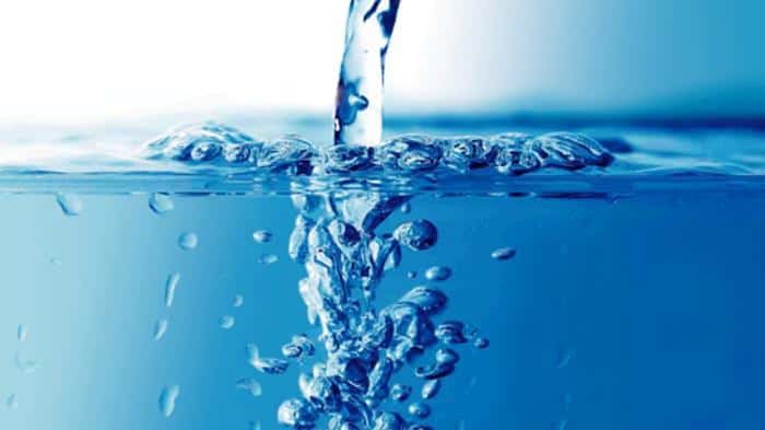فوائد شرب الماء المذهلة لجسم الإنسان 8