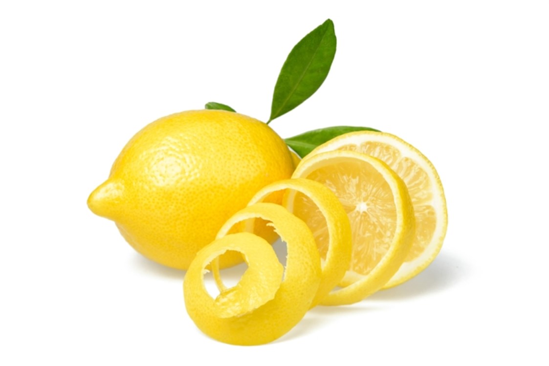 لأول مرة تعرفها| استخدامات قشر الليمون وفوائده المذهلة للجسم والبشرة