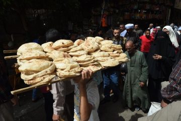 الحكومة تكشف حقيقة إصدار قرار بإلغاء فارق نقاط الخبز المدعم للبطاقات التموينية