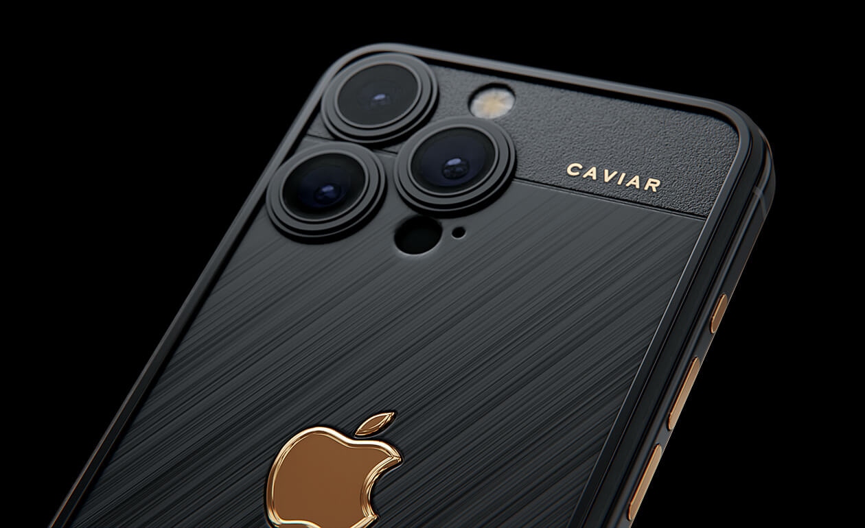 Caviar تطلق إصدار محدود من iPhone 15 Pro وiPhone 15 Pro Max  بهيكل ذهبي عيار 18 قيراط .. السعر والتصميم