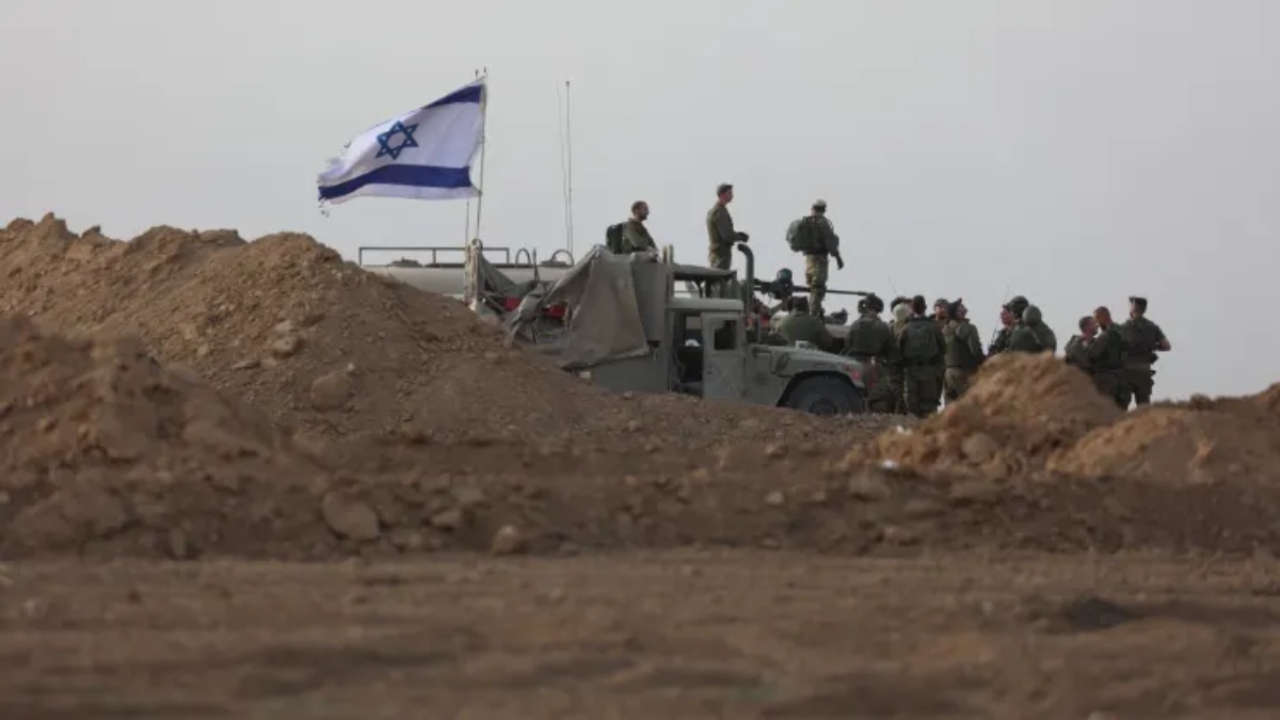 آخر تطورات الحرب في غزة: إسرائيل توسع توغلها البري وعدد القتلى في غزة وارتفاع عدد الرهائن الإسرائيليين