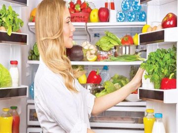 ماذا يحدث إذا وضعت الفواكه في الثلاجة دون غسيل؟.. لن تتوقع الإجابة