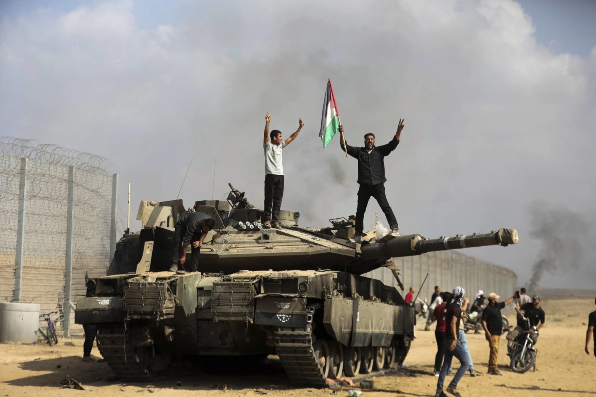 تقرير لشبكة CNN يكشف السبب وراء استمرار إسرائيل في حربها على قطاع غزة على الرغم من خسائرها الفادحة فيها