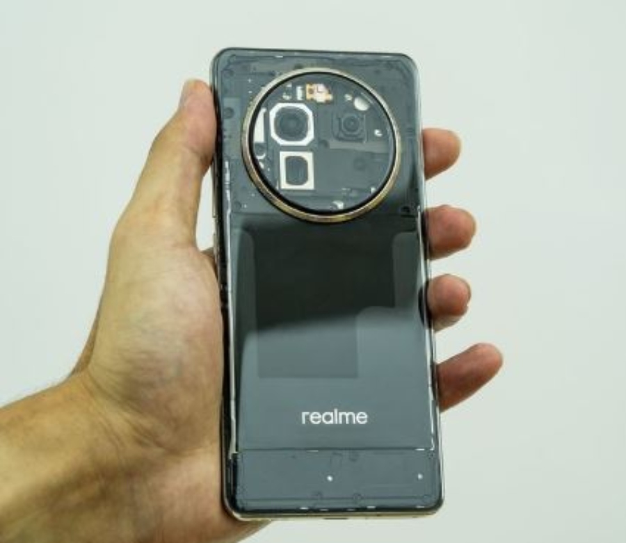 تسريب هاتف +Realme 12 Pro بظهر شفاف