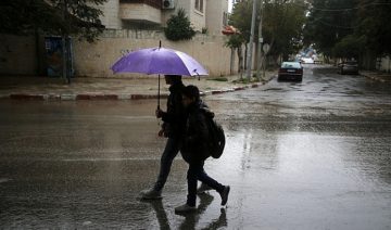 تقلبات جوية حادة في مصر: أمطار رعدية ورياح قوية مع انخفاض درجات الحرارة
