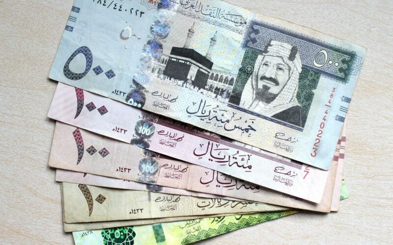 “أرقام مثيرة” استقر عند 13.60 جنيه.. سعر الريال السعودي مقابل الجنيه المصري اليوم السبت