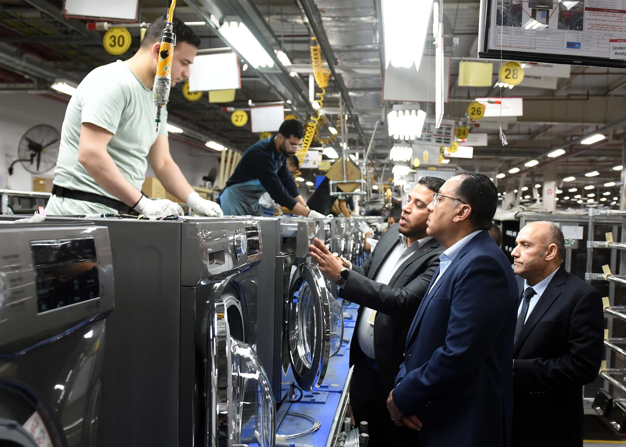 “اكتشف الآن” كاكس وداخوي.. مصانع مبتكرة جديدة في قناة السويس لتصنيع البروتين والنشا ومكونات الأجهزة الكهربائية