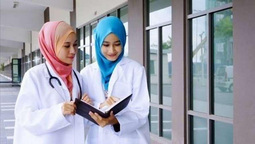 “اكتشف الآن” تنسيق معاهد التمريض 2025.. مؤشرات القبول بعد ظهور نتيجة الثانوية العامة