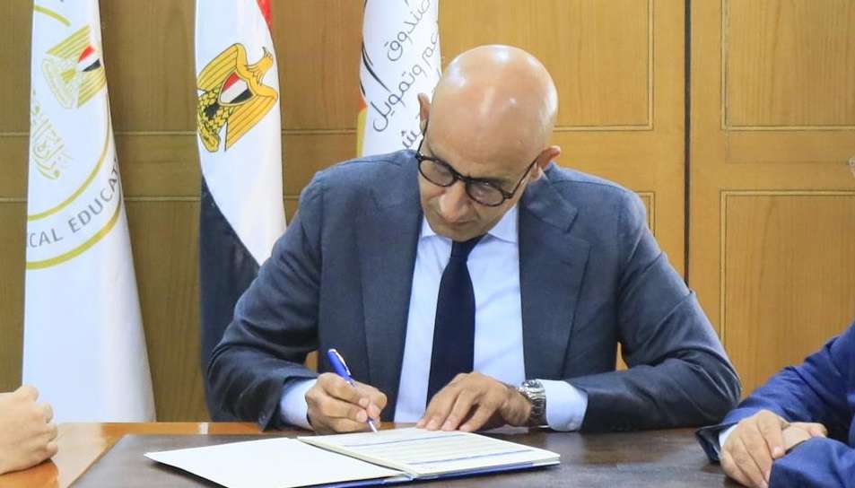 عاجل وهام اعتماد نتيجة الثانوية العامة 2025 ورابط الاستعلام وأسماء الأوائل.. 3 أمور تنتظر الطلاب