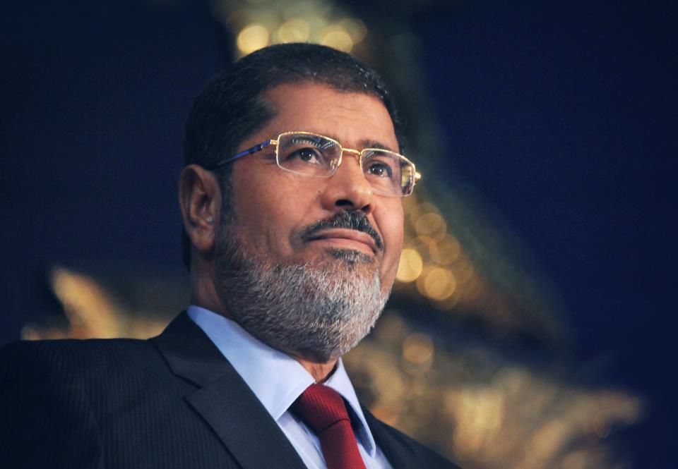الرئيس مرسى يصدر عفو سياسى على 22 من زملائه متهمون فى قضايا مخدرات