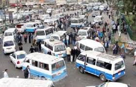 حرب شوارع بين البلطجية والسائقين والشرطة بموقف الهرم